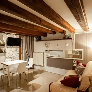 Residenza Biennale Appartement